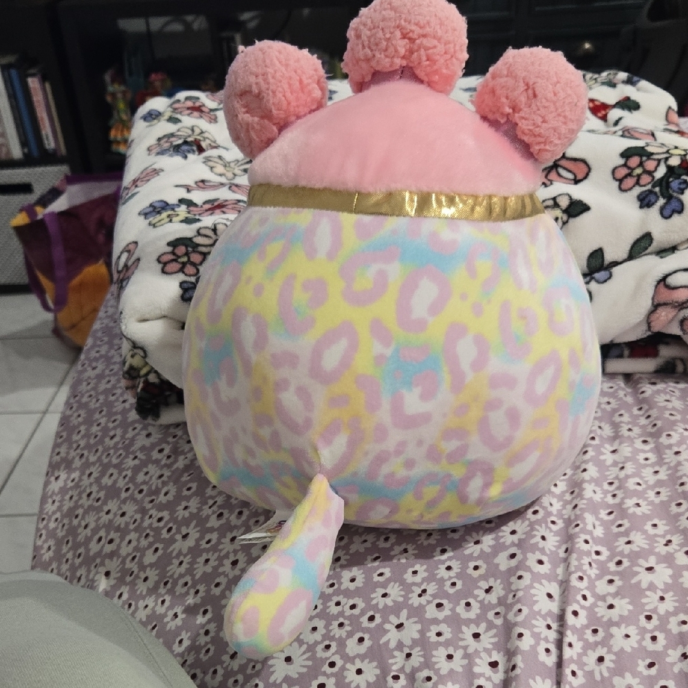 Pink and Gold Squish-doos Cheetah Squishmallows - Picture 2 of 3